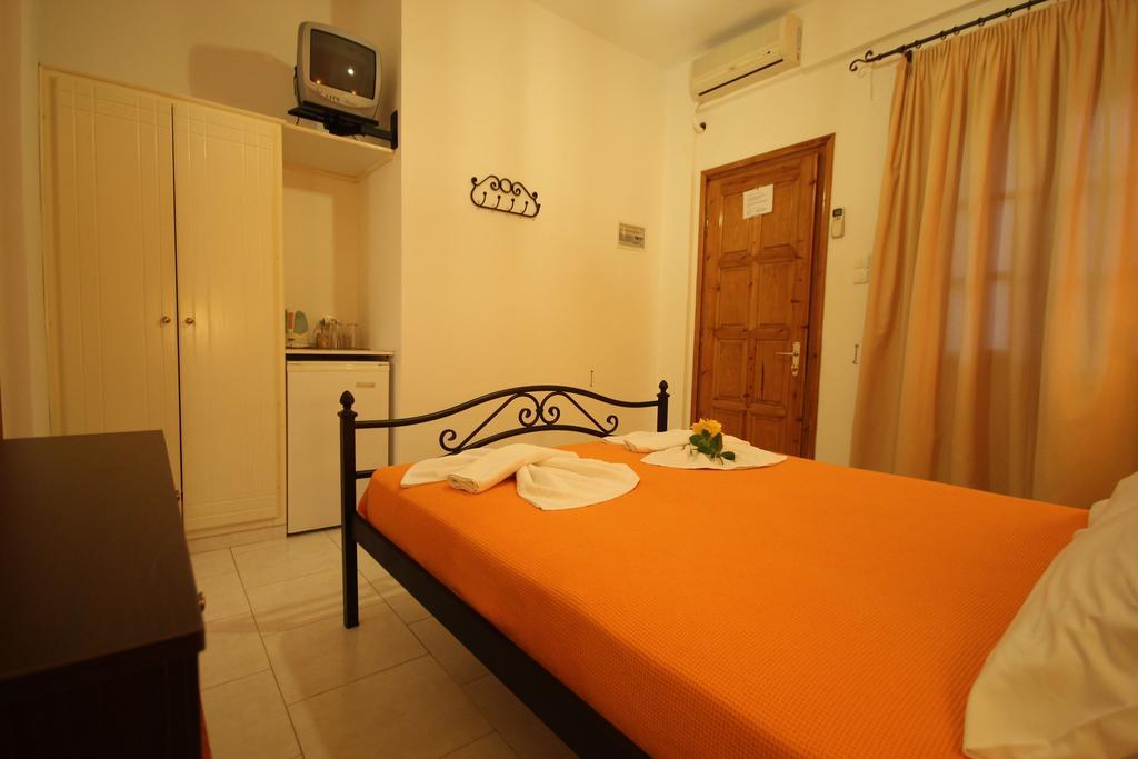 Panorama Rooms Kamares  Exterior photo